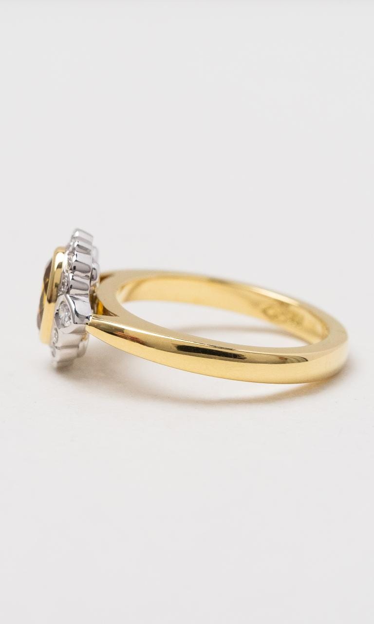 Hogans Family Jewellers 18K YWG Oval Golden Sapphire & Diamond Cluster Ring