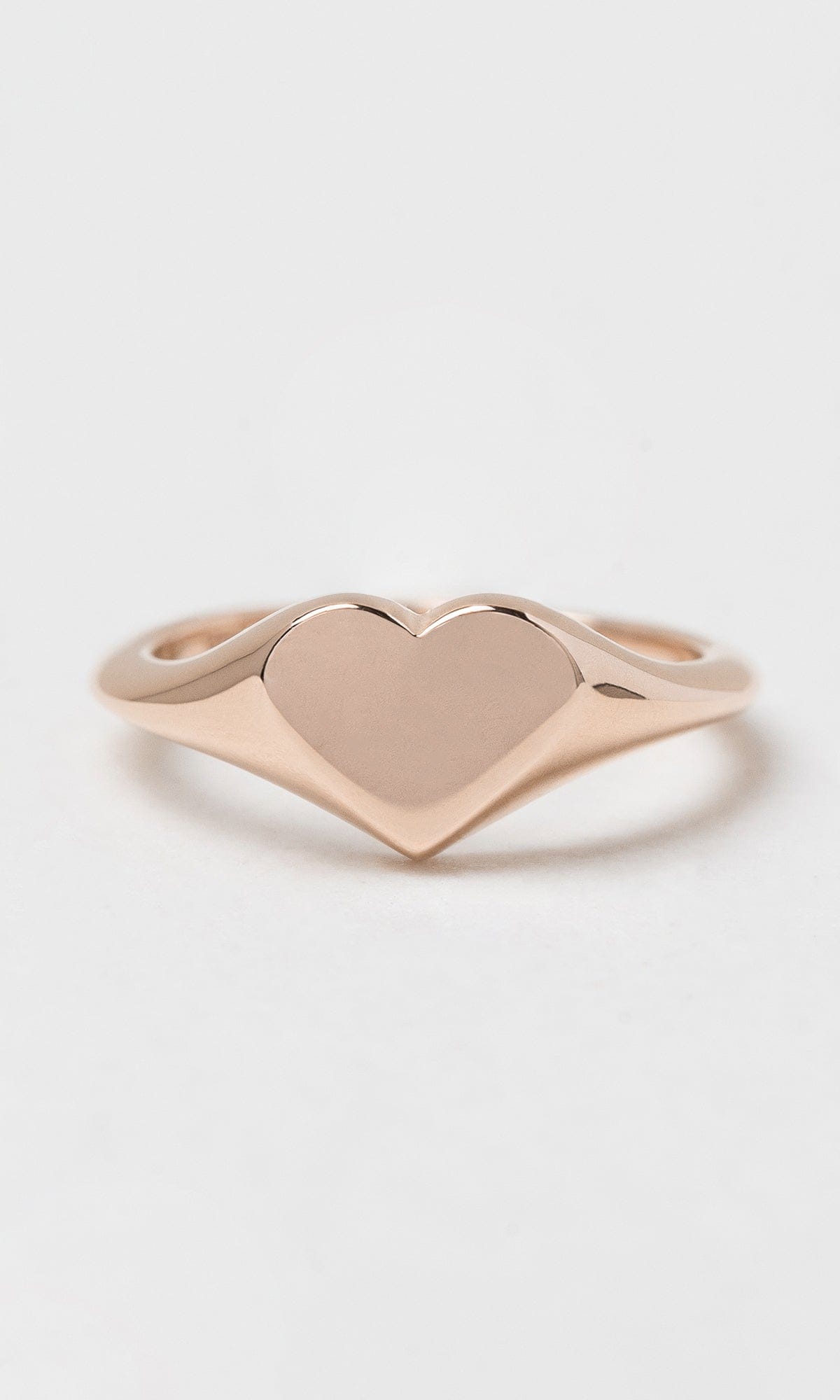 Hogans Family Jewellers 9K Heart Signet Ring