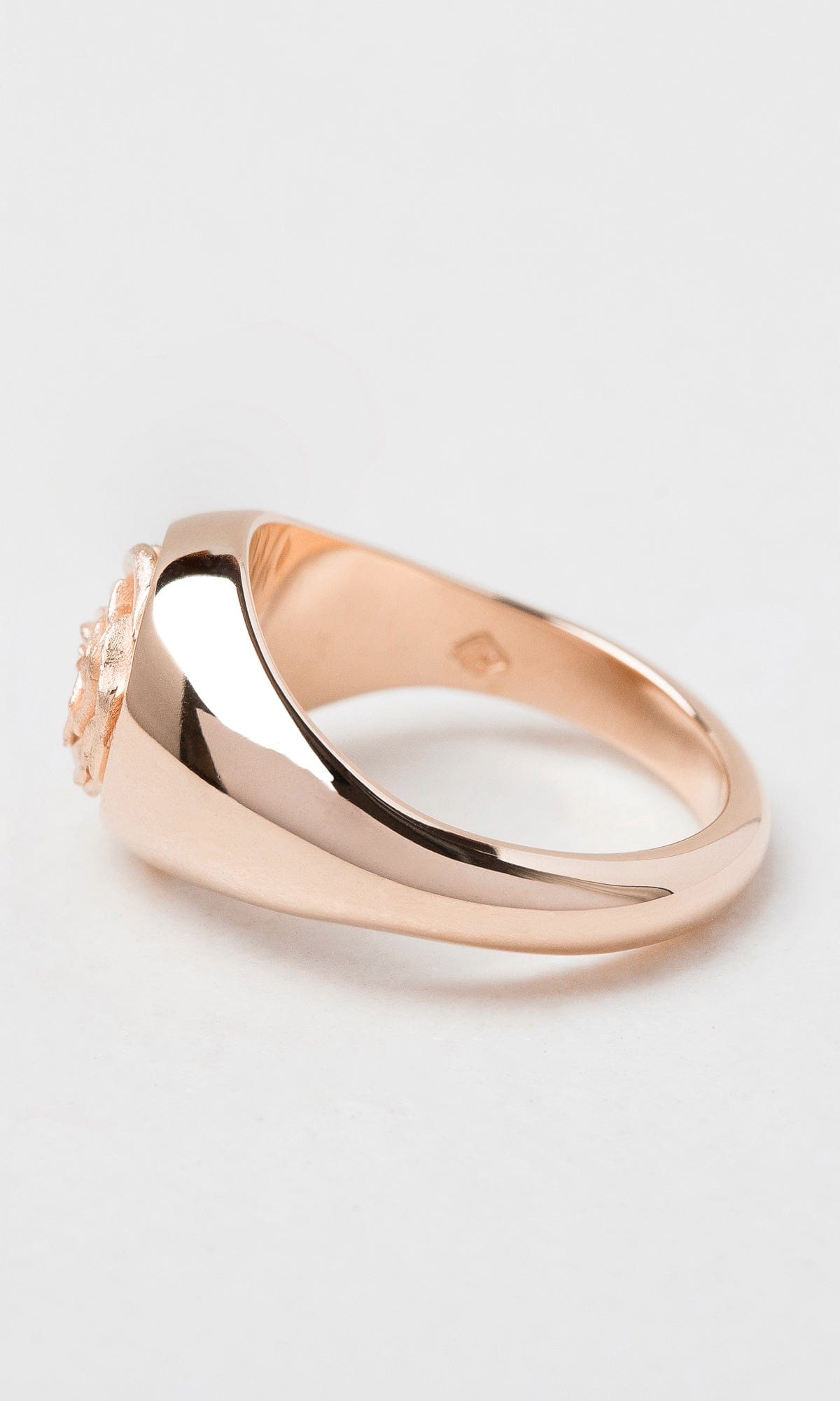 Hogans Family Jewellers 9K Rose Signet Ring