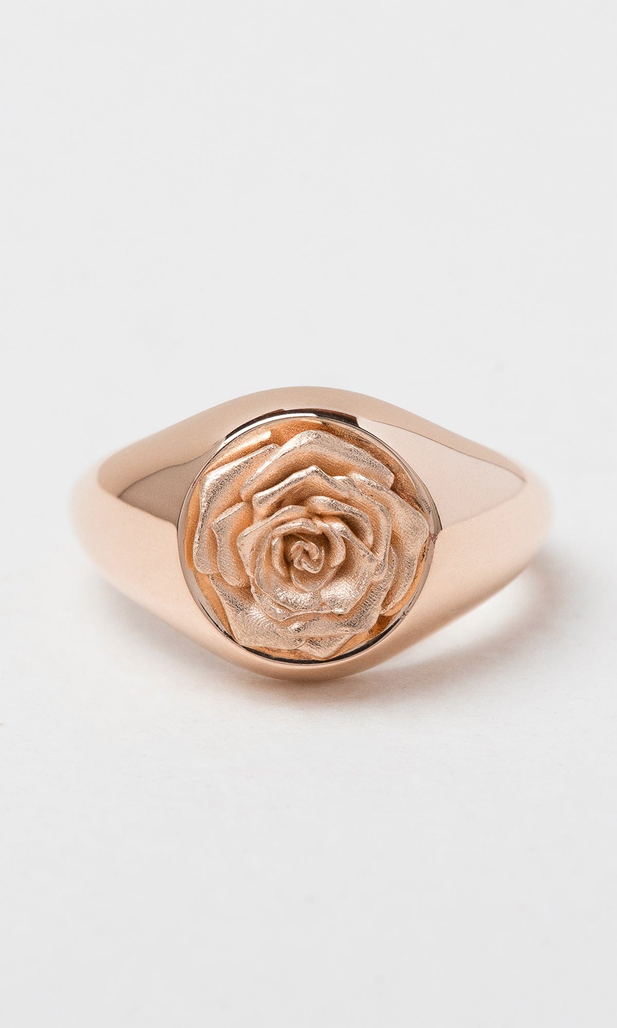 Hogans Family Jewellers 9K Rose Signet Ring