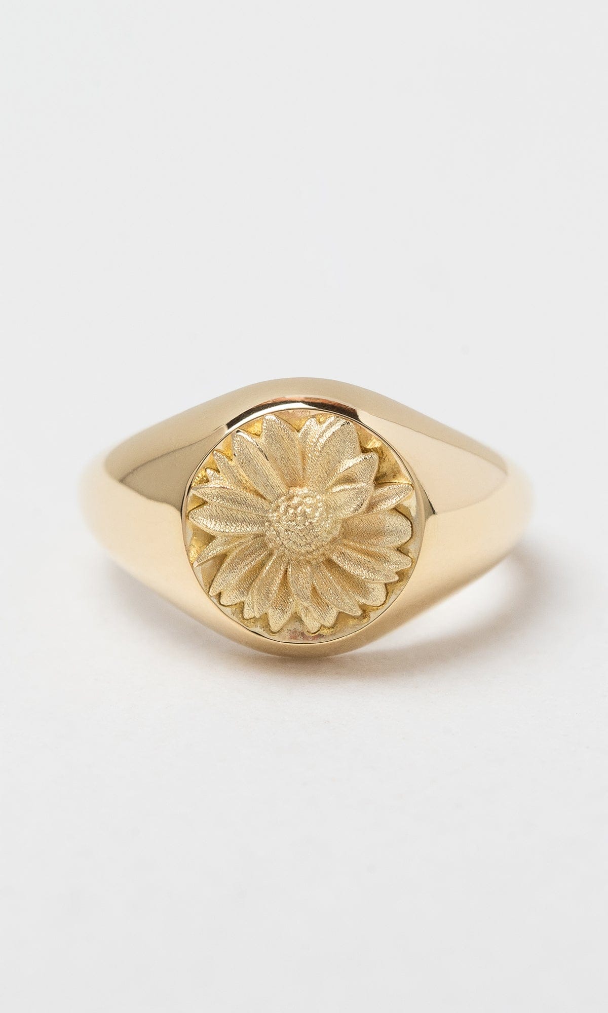 Hogans Family Jewellers 9K Sunflower Signet Ring