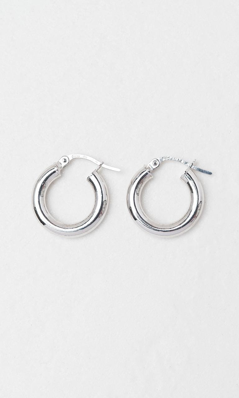 Hogans Family Jewellers 9K WG 15mm Hoop Earrings