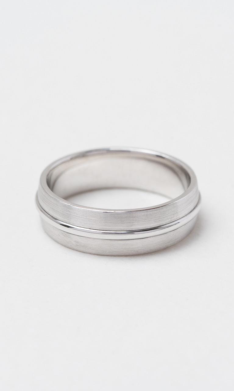 Hogans Family Jewellers 9K WG 7mm Gents Band