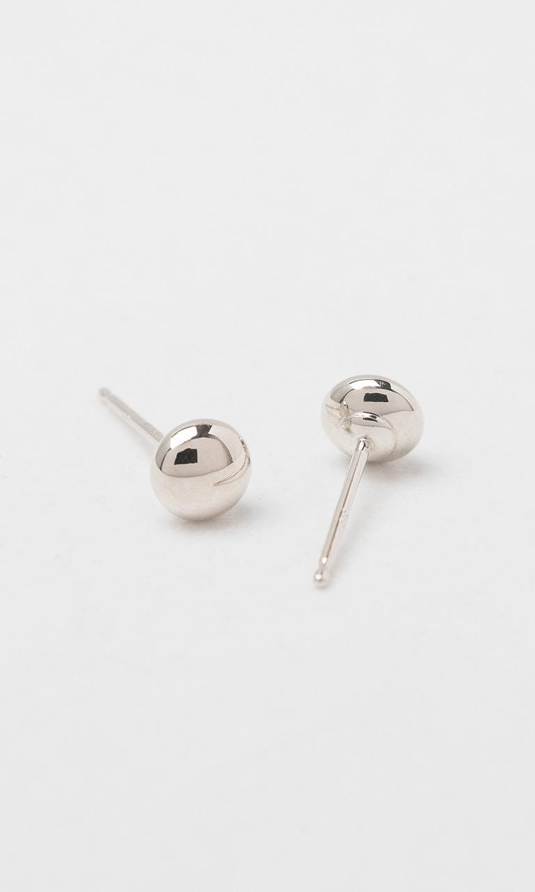 Hogans Family Jewellers 9K WG Stud Earrings