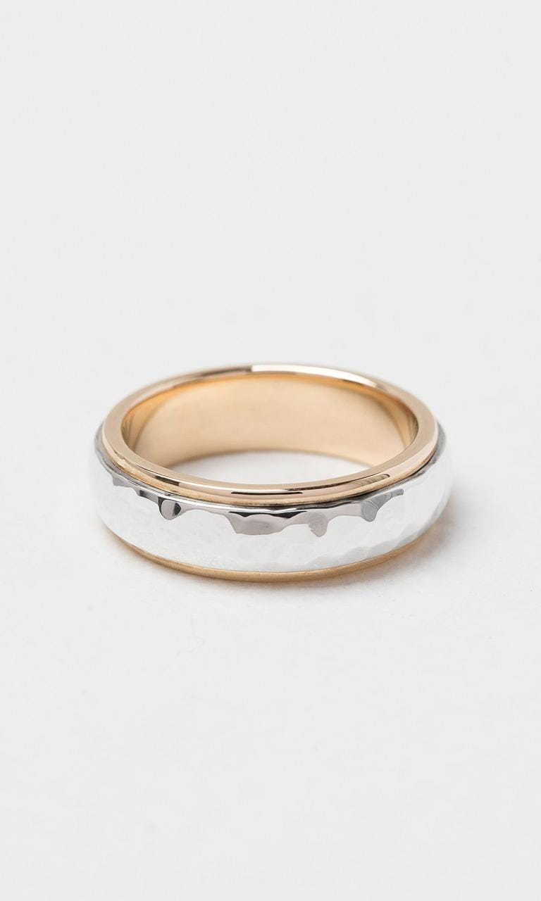 Hogans Family Jewellers 9K WYG 6.2mm Hammered Finish Gents Band