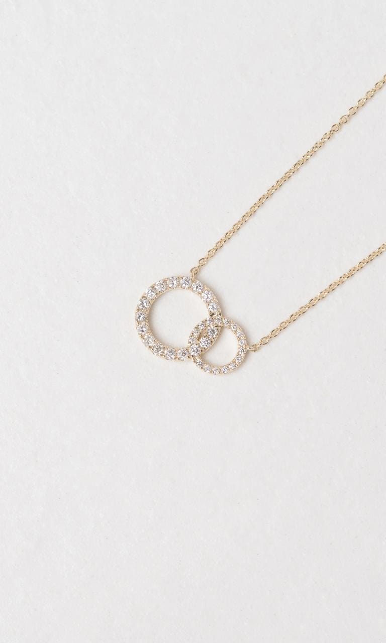 Hogans Family Jewellers 9K YG 0.32ct TDW Round Brilliant Cut Diamond Circular Interlocking Necklace