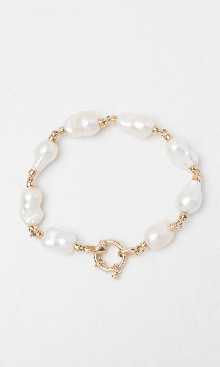 Hogans Family Jewellers 9K YG 20cm Baroque Pearl Bracelet