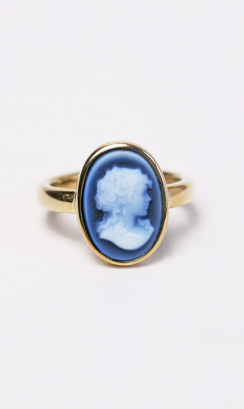 Hogans Family Jewellers 9K YG Blue Agate Cameo Ring