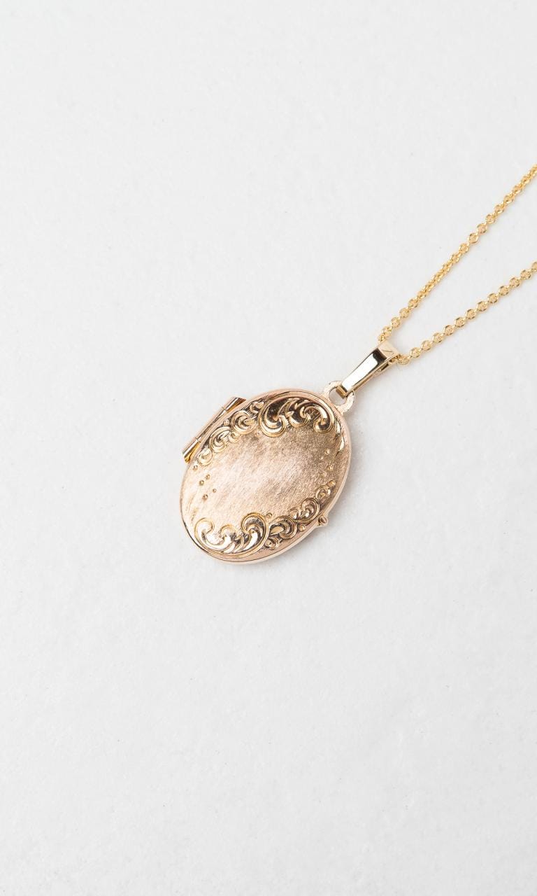 Hogans Family Jewellers 9K YG Engraved Oval Locket Pendant