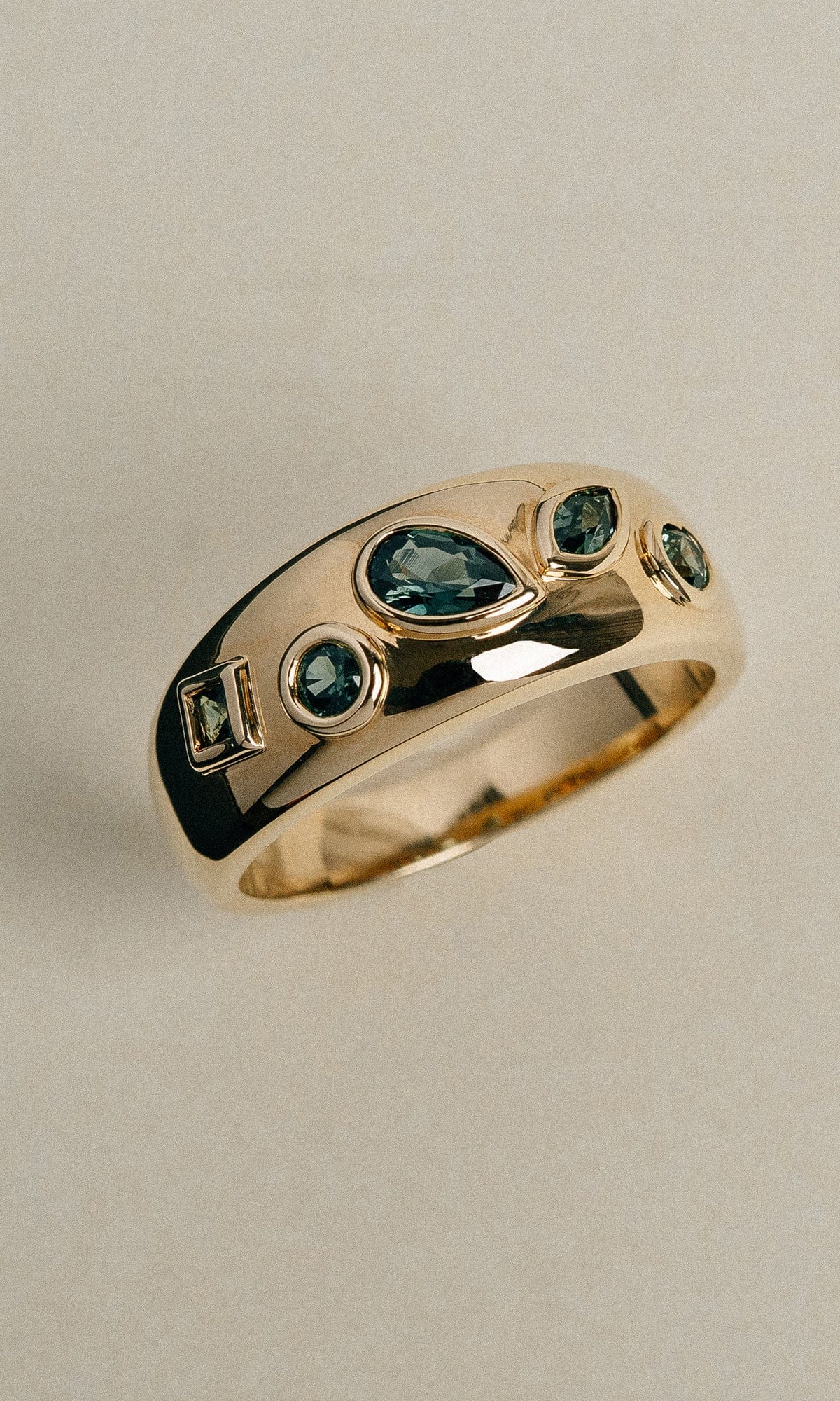 Hogans Family Jewellers 9K YG Multi-Cut Sapphire Wide Dress Ring