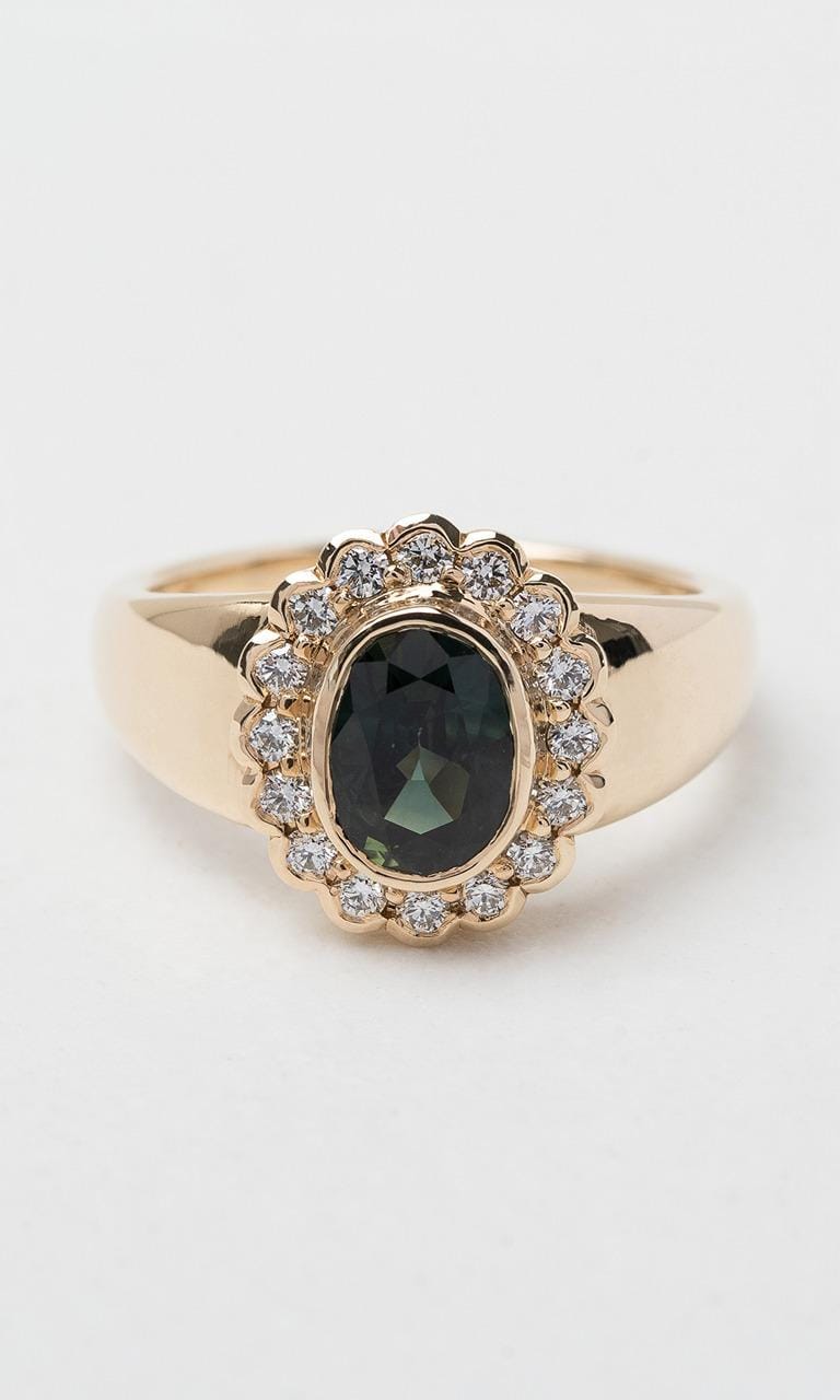 Hogans Family Jewellers 9K YG Oval Cut Sapphire Daisy Signet Ring