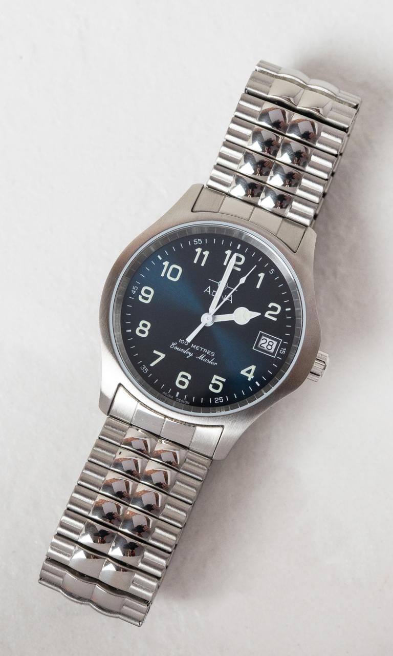Hogans Family Jewellers Adina Mens Country Master Work Watch