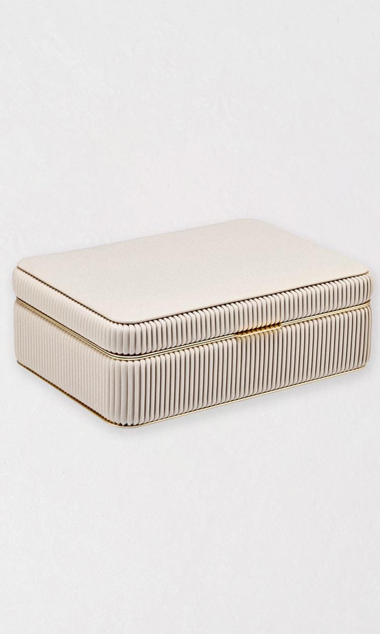 Hogans Family Jewellers Bella Medium Jewellery Box Bone