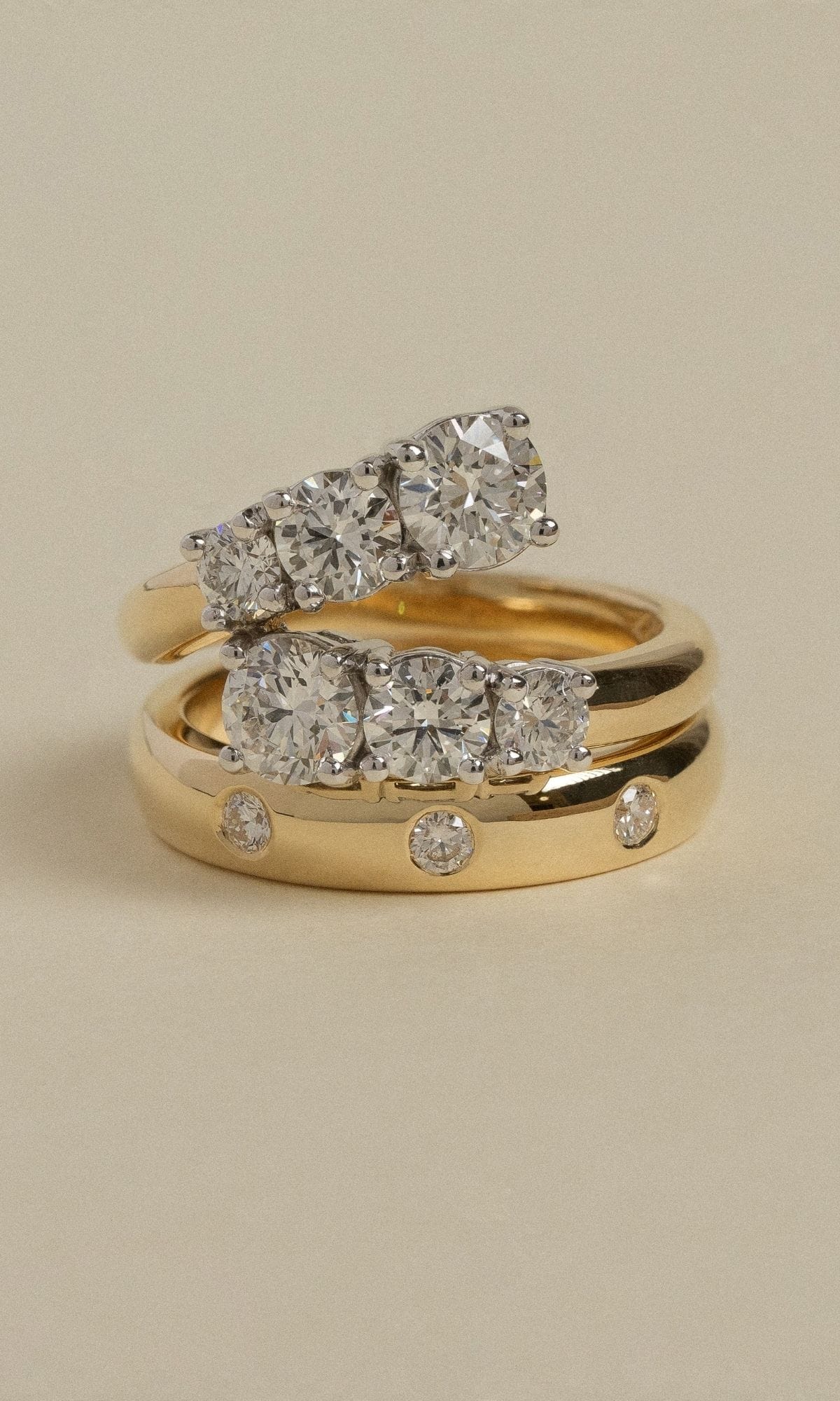 Hogans Family Jewellers Bespoke 18K YWG Diamond Ring & Band