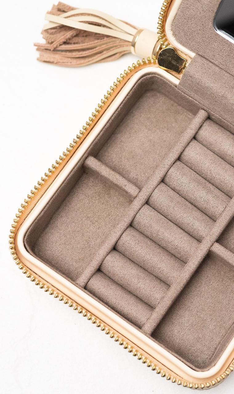 Hogans Family Jewellers Caroline Zip Travel Case Ivory