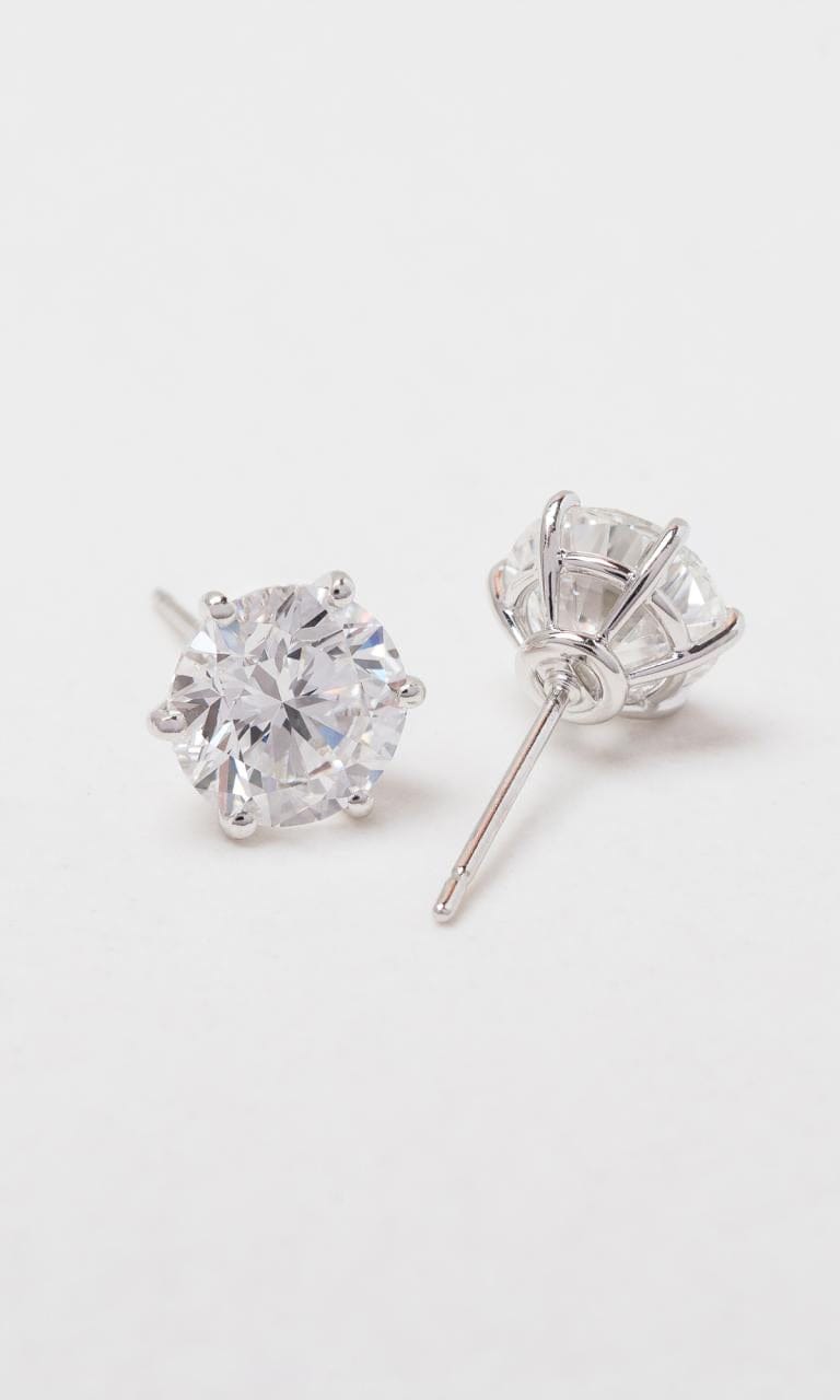 Hogans Family Jewellers Platinum 5.06ct TDW Round Brilliant Cut Diamond Solitaire Stud Earrings